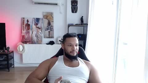 Kingsley online show from April 19, 3:33 pm