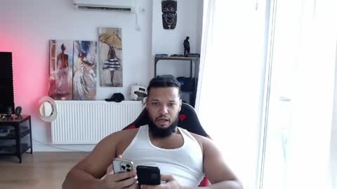 Kingsley online show from April 22, 12:43 pm