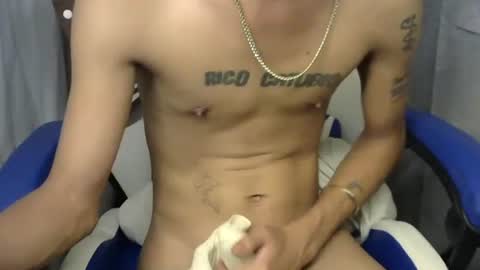 Snapshot of 0cir_asiansatisfy chatting on September 24, 8:40 pm RICK online show from September 24, 8:40 pm