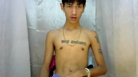 Snapshot of 0cir_asiansatisfy chatting on February 11, 1:20 pm RICK online show from February 11, 1:20 pm