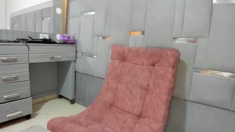 cuteboybiigcock online show from February 10, 8:21 pm