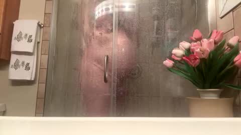 12sil online show from March 16, 12:53 pm