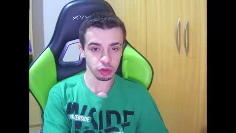 1good_vibes1 online show from June 17, 5:20 am