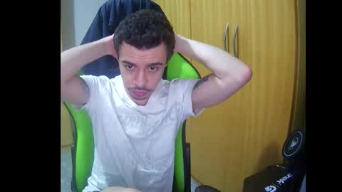 1good_vibes1 online show from December 16, 2:51 am