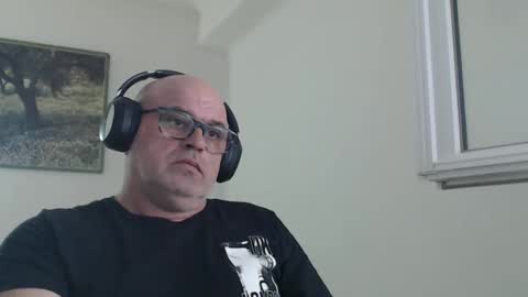 1rey online show from March 1, 11:50 am