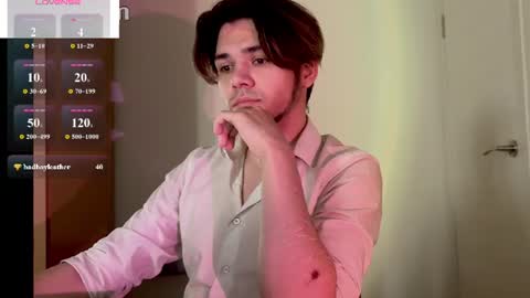 1roberttt online show from July 2, 12:42 am
