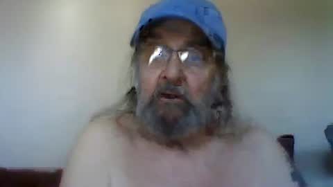 1valentine online show from December 19, 7:33 pm