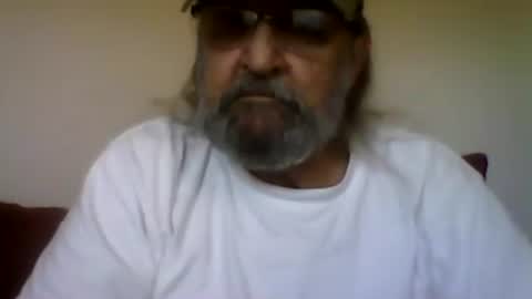 1valentine online show from April 24, 11:07 pm