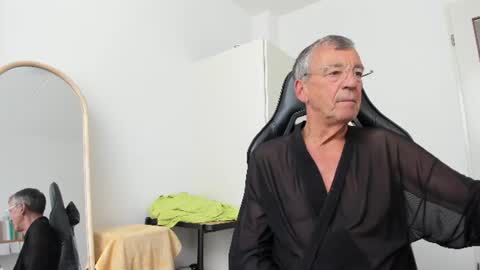 Henk online show from July 7, 1:37 pm