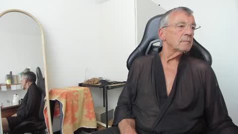 Henk online show from June 20, 3:28 pm