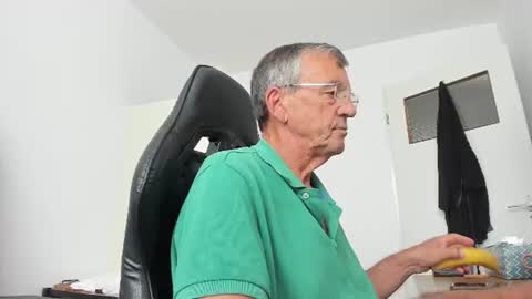 Henk online show from July 5, 2:02 pm