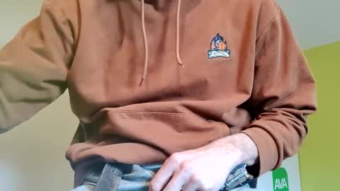 22_acacia_avenue online show from February 9, 9:14 am