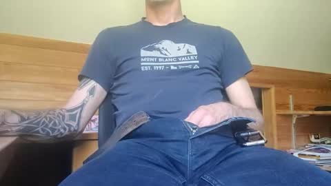 22_acacia_avenue online show from April 24, 3:25 pm