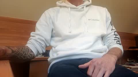 22_acacia_avenue online show from April 22, 8:41 am