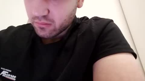 22fish22_ online show from November 10, 2:22 pm