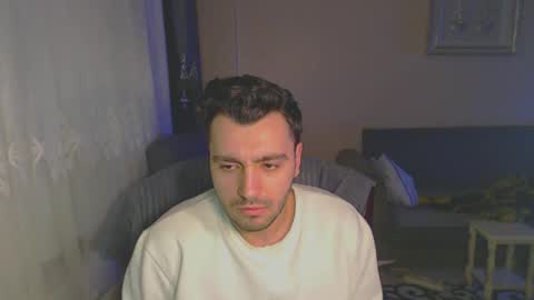 Snapshot of 2handsomeman chatting on January 25, 11:32 pm Berk online show from January 25, 11:32 pm