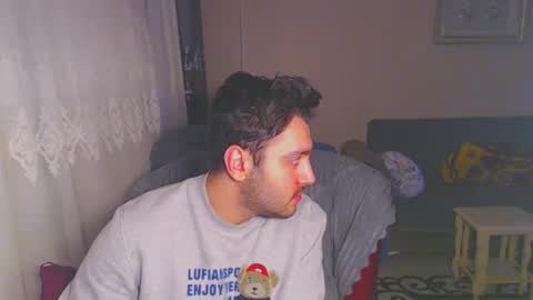 Snapshot of 2handsomeman chatting on January 10, 1:32 am Berk online show from January 10, 1:32 am