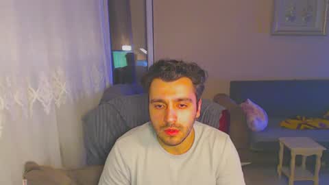 Snapshot of 2handsomeman chatting on December 10, 2:35 am Berk online show from December 10, 2:35 am