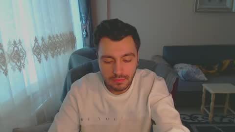 Snapshot of 2handsomeman chatting on February 5, 11:55 am Berk online show from February 5, 11:55 am