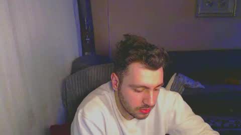 Snapshot of 2handsomeman chatting on March 5, 10:44 pm Berk online show from March 5, 10:44 pm