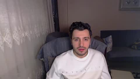 Snapshot of 2handsomeman chatting on February 9, 1:01 am Berk online show from February 9, 1:01 am