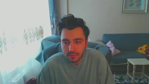 Snapshot of 2handsomeman chatting on January 8, 9:53 am Berk online show from January 8, 9:53 am
