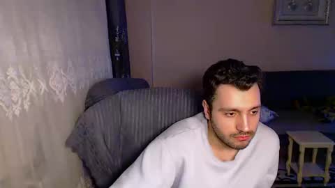 Snapshot of 2handsomeman chatting on February 20, 11:10 pm Berk online show from February 20, 11:10 pm