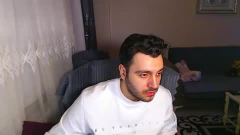 Snapshot of 2handsomeman chatting on December 27, 3:27 pm Berk online show from December 27, 3:27 pm