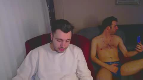 Snapshot of 2handsomeman chatting on February 27, 11:26 pm Berk online show from February 27, 11:26 pm