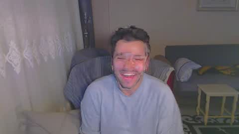 Snapshot of 2handsomeman chatting on January 31, 9:48 pm Berk online show from January 31, 9:48 pm