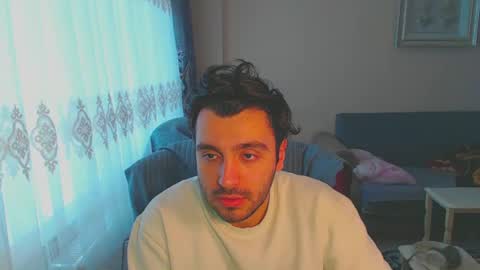 Snapshot of 2handsomeman chatting on December 5, 12:44 pm Berk online show from December 5, 12:44 pm