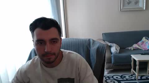 Snapshot of 2handsomeman chatting on September 19, 7:42 am Berk online show from September 19, 7:42 am
