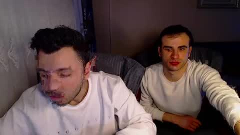Snapshot of 2handsomeman chatting on February 7, 10:09 pm Berk online show from February 7, 10:09 pm