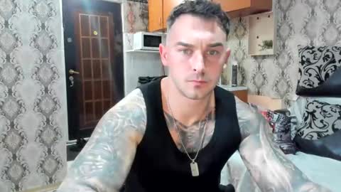 Snapshot of 2sexymuscles chatting on October 20, 8:02 pm 2sexymuscles online show from October 20, 8:02 pm