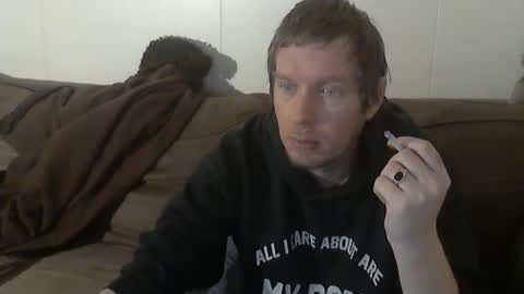 2small4you83 online show from March 6, 2:09 am