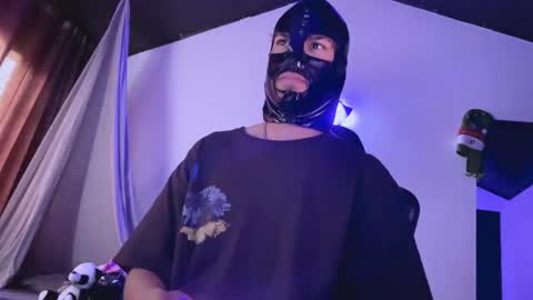 E V I L online show from November 22, 9:47 pm