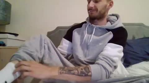 Snapshot of 420feetloverr420 chatting on October 11, 7:18 pm 420feetloverr420 online show from October 11, 7:18 pm