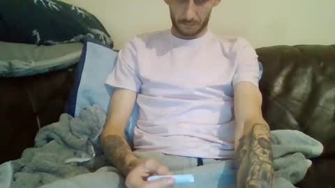 Snapshot of 420feetloverr420 chatting on September 29, 12:53 am 420feetloverr420 online show from September 29, 12:53 am
