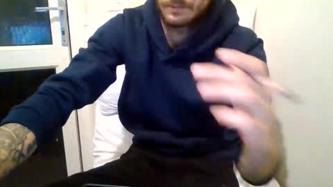 420feetloverr420 online show from June 8, 11:50 pm