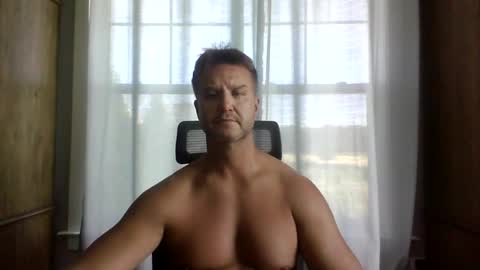 Snapshot of 45andfit chatting on October 3, 5:18 pm 45andfit online show from October 3, 5:18 pm