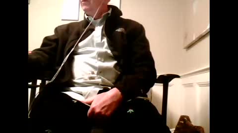 4uguys online show from December 8, 5:18 am