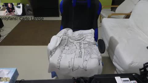 Larese Carlo online show from October 23, 9:51 pm