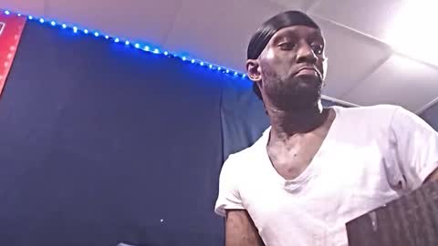 Snapshot of 5hbk chatting on October 6, 7:40 pm Tettaz GetitJusy4ya online show from October 6, 7:40 pm