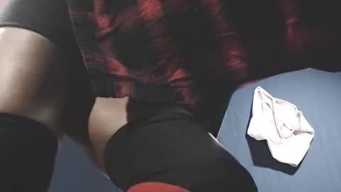 Snapshot of 5hbk chatting on September 19, 9:21 am Tettaz GetitJusy4ya online show from September 19, 9:21 am