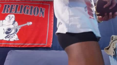 Snapshot of 5hbk chatting on February 6, 12:26 pm Tettaz GetitJusy4ya online show from February 6, 12:26 pm