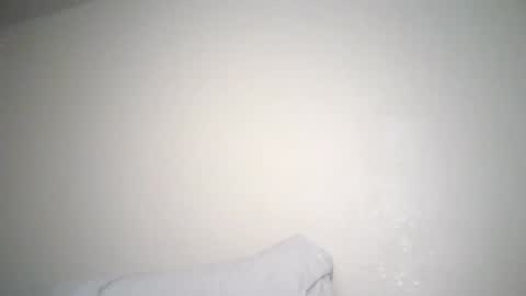 5issy5lut online show from February 20, 2:19 pm