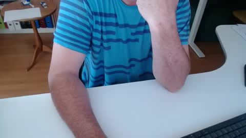 69pifpaf online show from April 26, 5:49 am