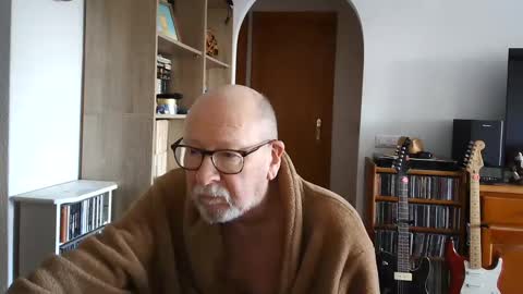 Snapshot of 7thsojourn chatting on February 15, 9:16 am Papi online show from February 15, 9:16 am