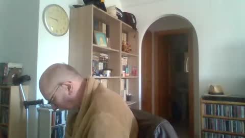 Snapshot of 7thsojourn chatting on February 5, 9:46 am Papi online show from February 5, 9:46 am