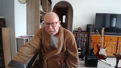 Snapshot of 7thsojourn chatting on March 6, 9:36 am Papi online show from March 6, 9:36 am